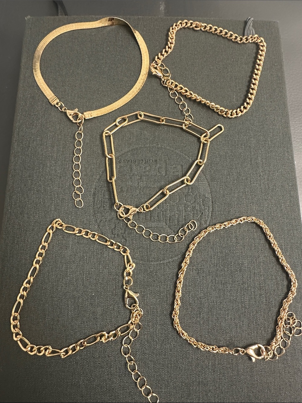 Gold bracelet set